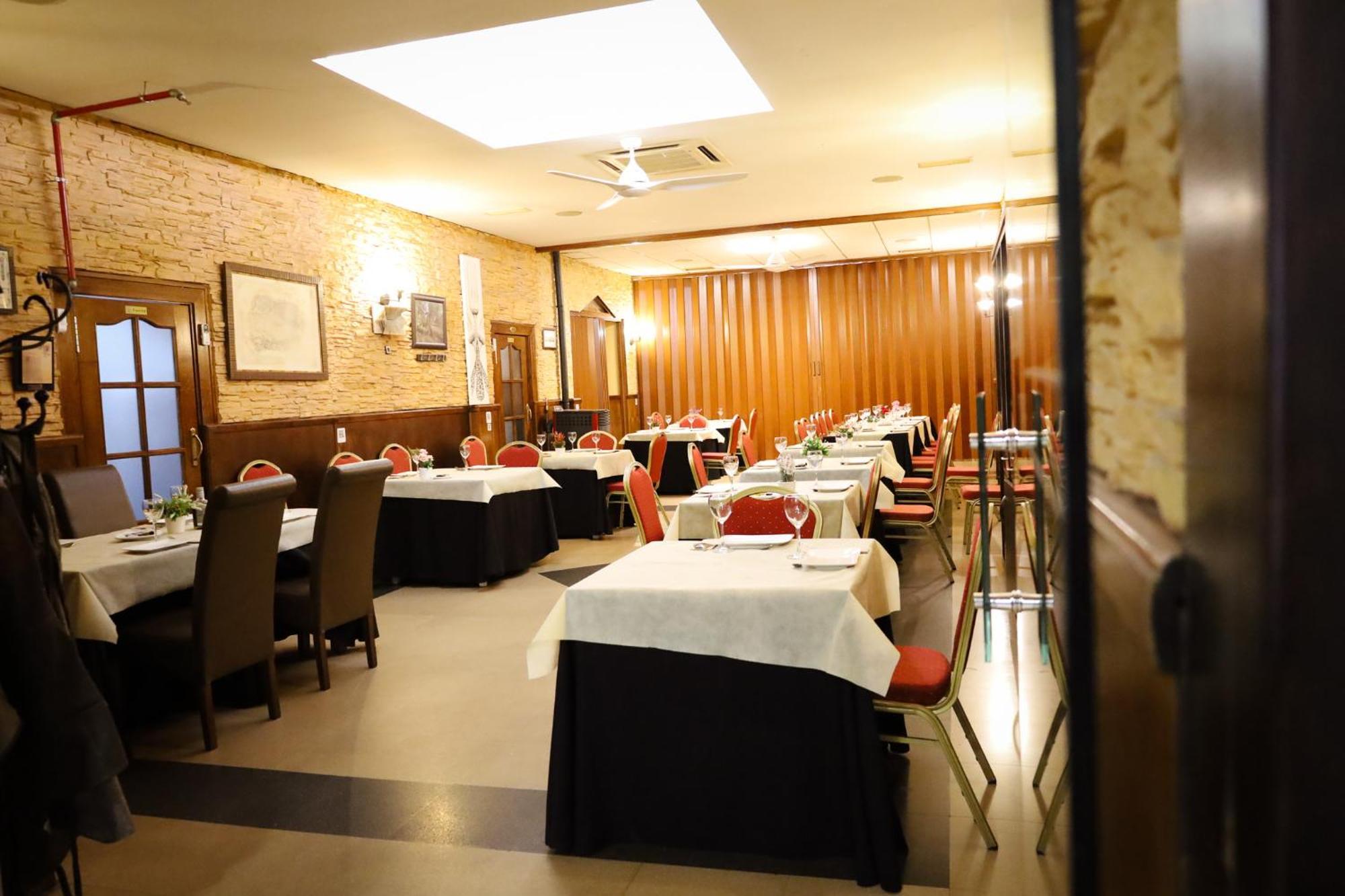 Hospedium Dlj Hostal Ben Nassar Arjona Esterno foto